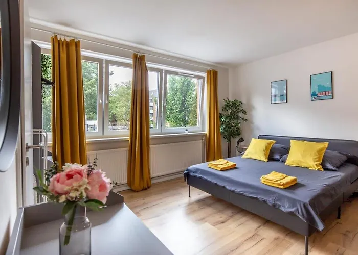 Schulterblatt-apartments Unit 3 For 5 Apartment *